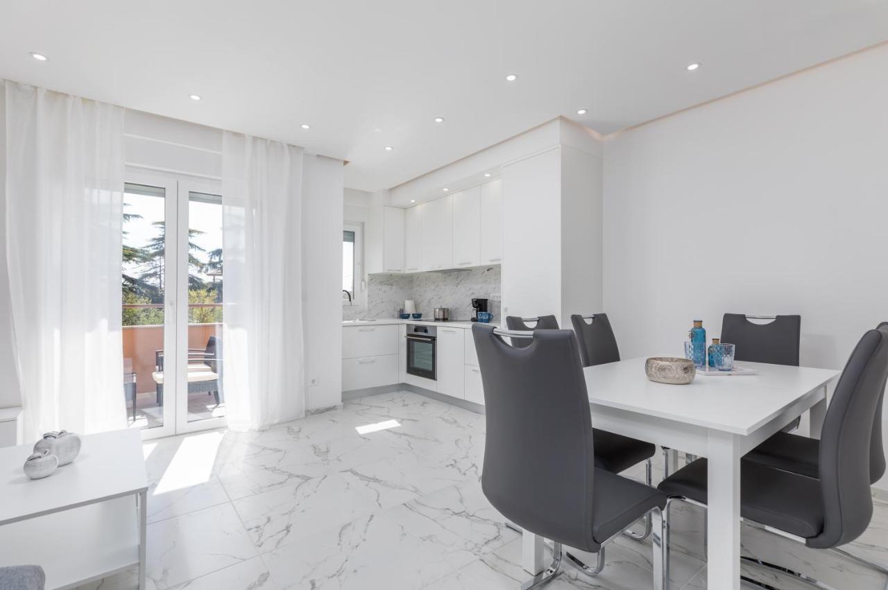 Apartman Knezevic A Fažana Exterior foto